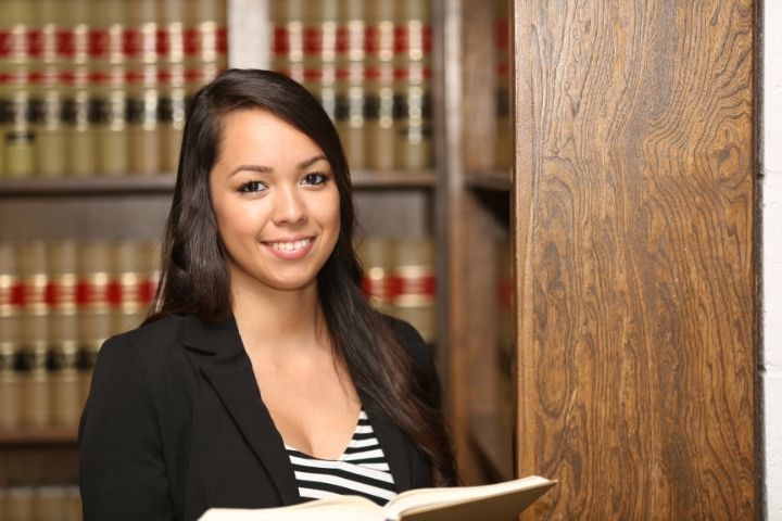 associate degree in paralegal studies at mildred elley